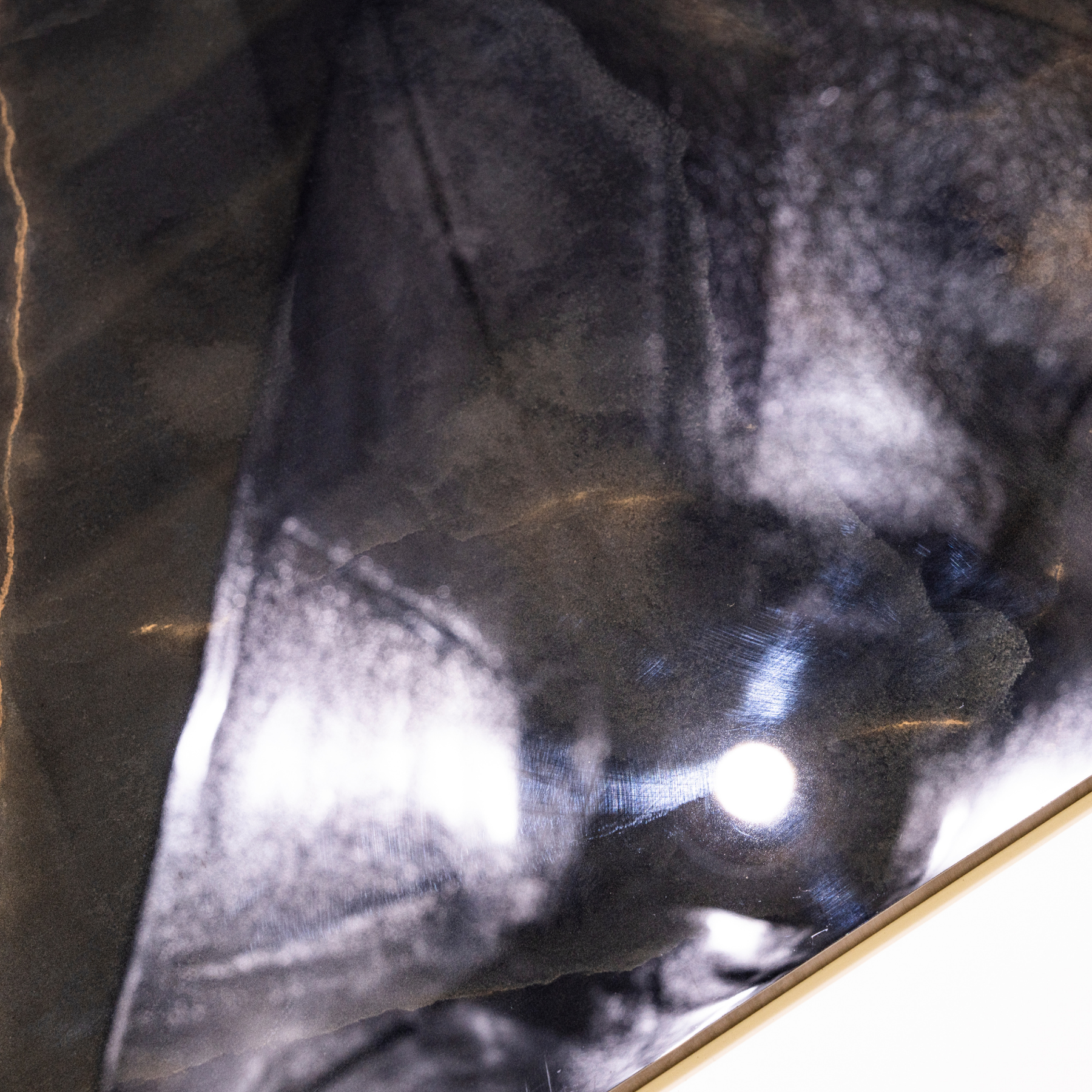 Black Panther Onyx porcelain tile 60x120cm 9mm thickness, bold marble look design, durable porcelain, ideal for luxury floors and walls.